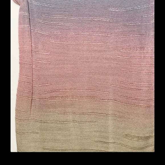 Escada Scoop Neck Italy Sunset Tee Size 44/L - Picture 3 of 4